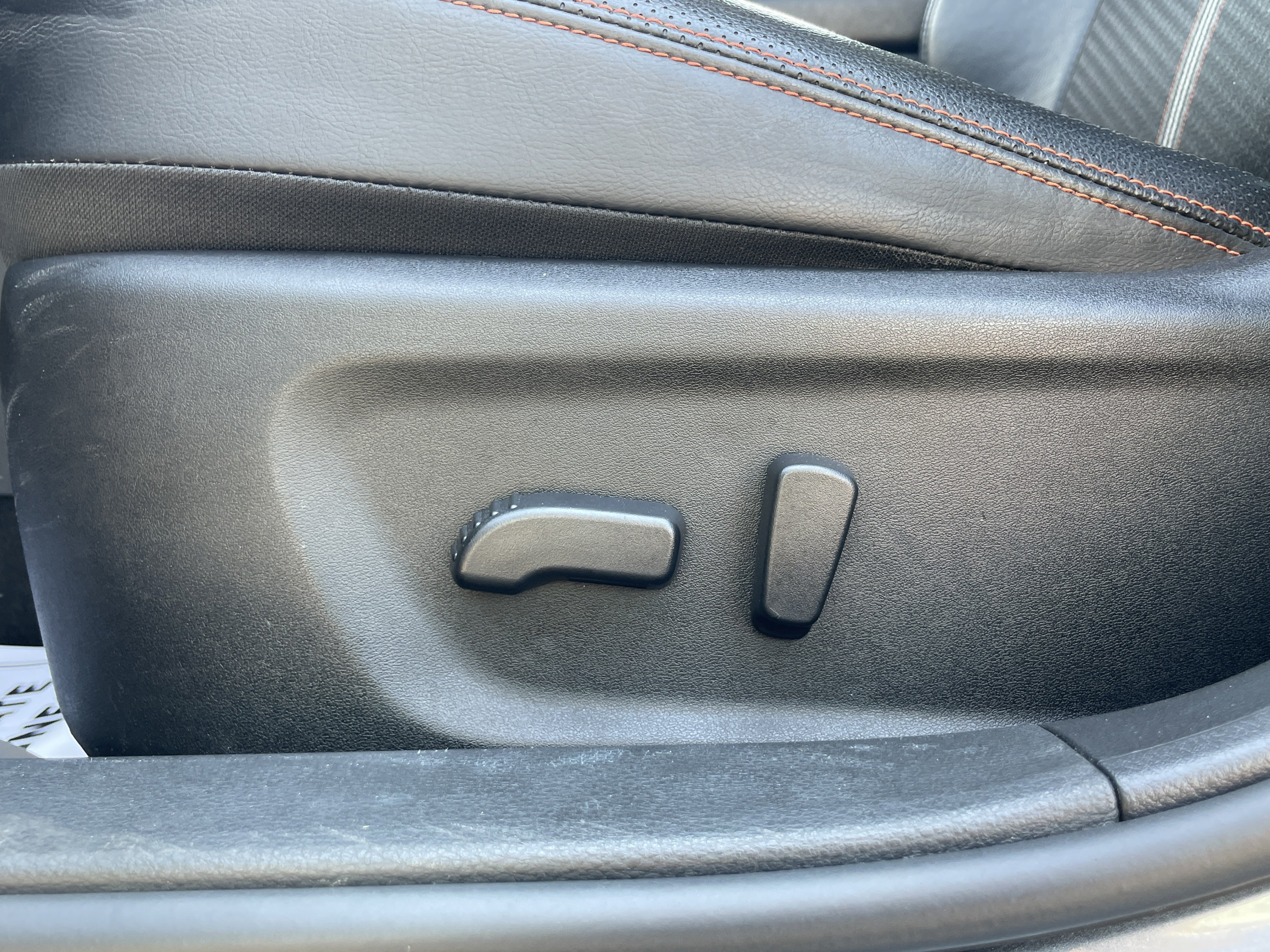 Used 2025 Nissan Altima 2.5 SR FWD image 6