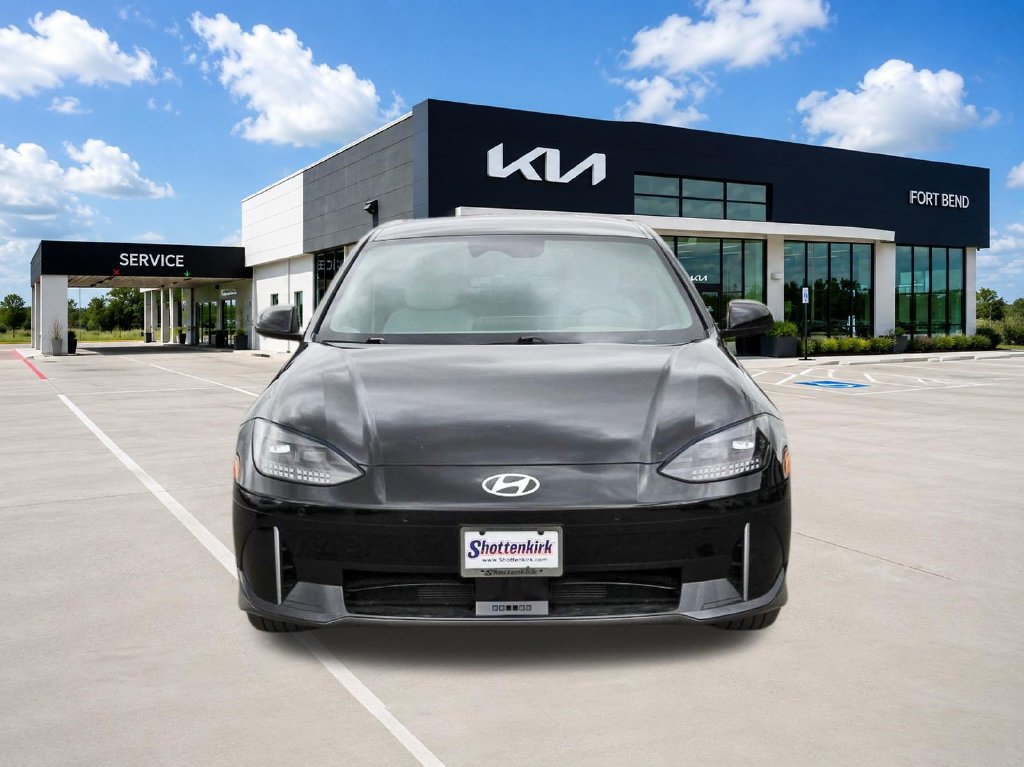 Used 2023 Hyundai Ioniq 6 SEL RWD image 2