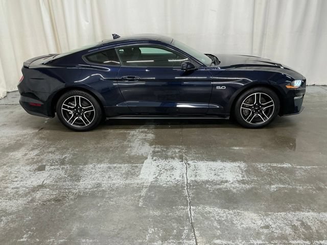 Used 2021 Ford Mustang GT RWD image 3