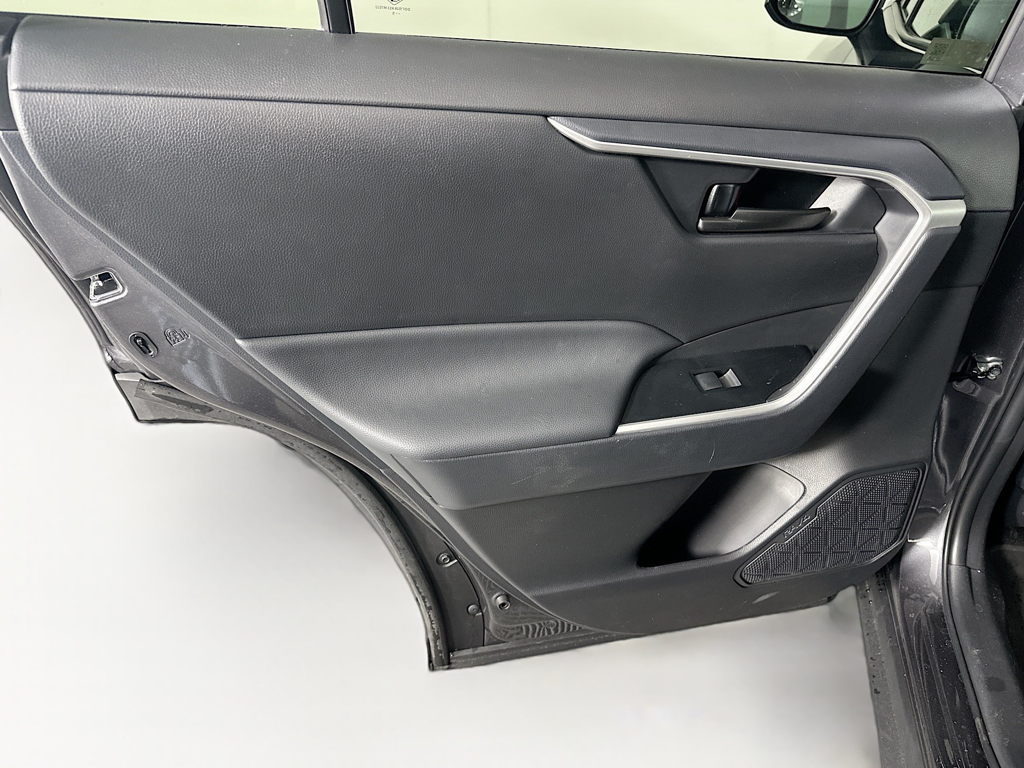 Used 2025 Toyota RAV4 LE FWD image 25