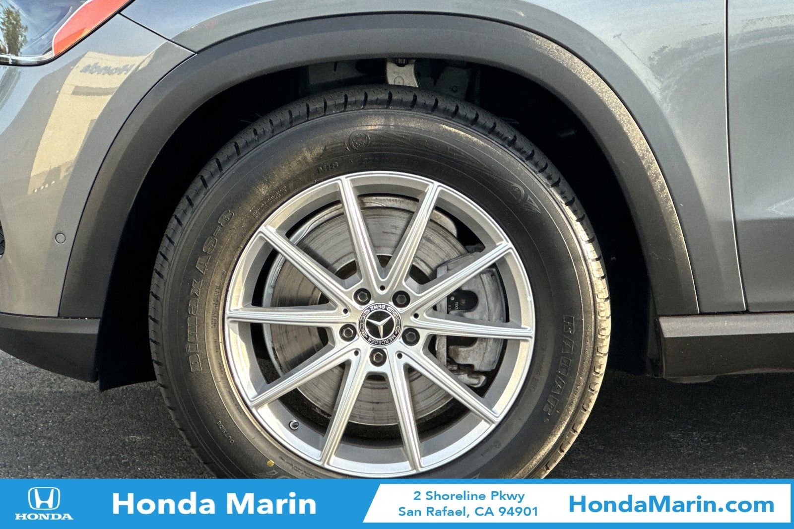 Used 2024 Mercedes-Benz GLE 450e 4MATIC image 34