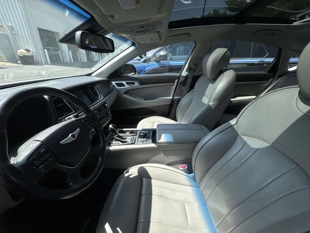 Used 2015 Hyundai Genesis 3.8 w/ Option Group 04 AWD/4WD image 9