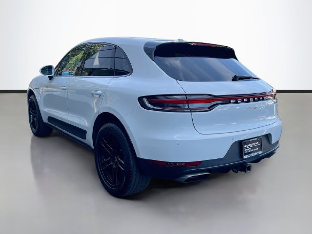 Certified 2020 Porsche Macan AWD/4WD image 3