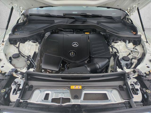 Used 2024 Mercedes-Benz GLC 300 4MATIC image 24