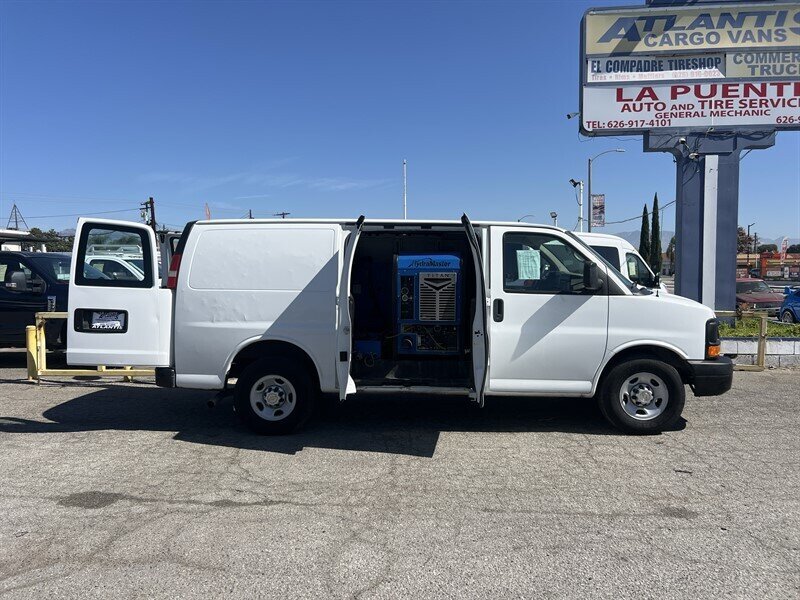 Used 2014 Chevrolet Express 2500 RWD image 5