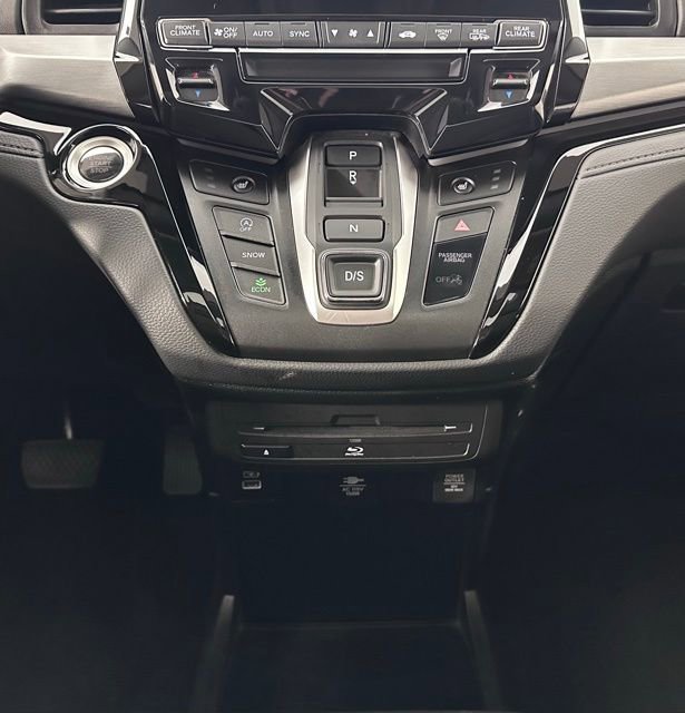 Used 2024 Honda Odyssey Touring image 24
