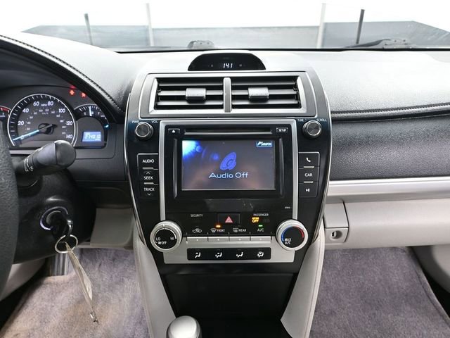 Used 2012 Toyota Camry LE FWD image 28