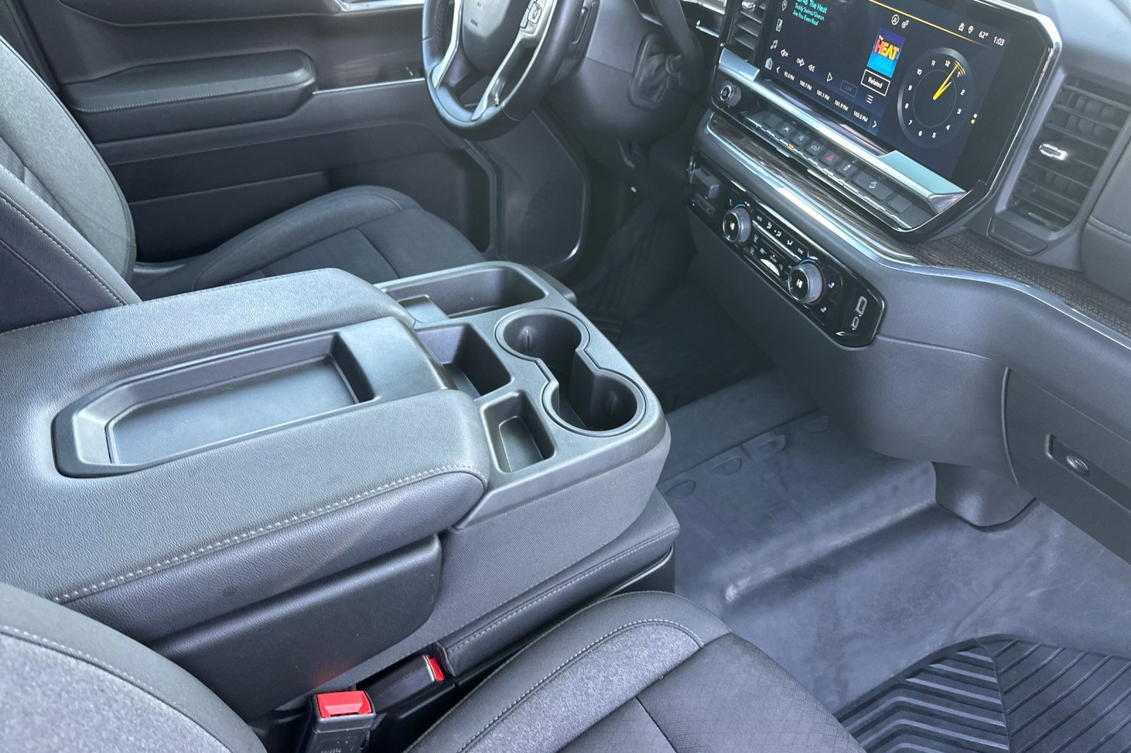 Used 2023 Chevrolet Silverado 1500 LT Trail Boss w/ Protection Package image 19