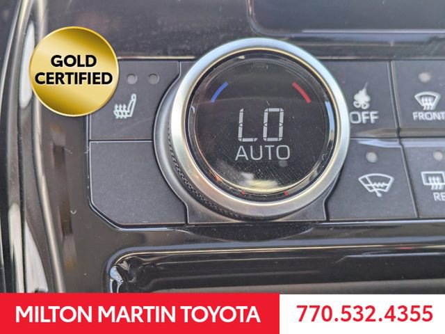 Used 2023 Toyota Highlander XLE image 25