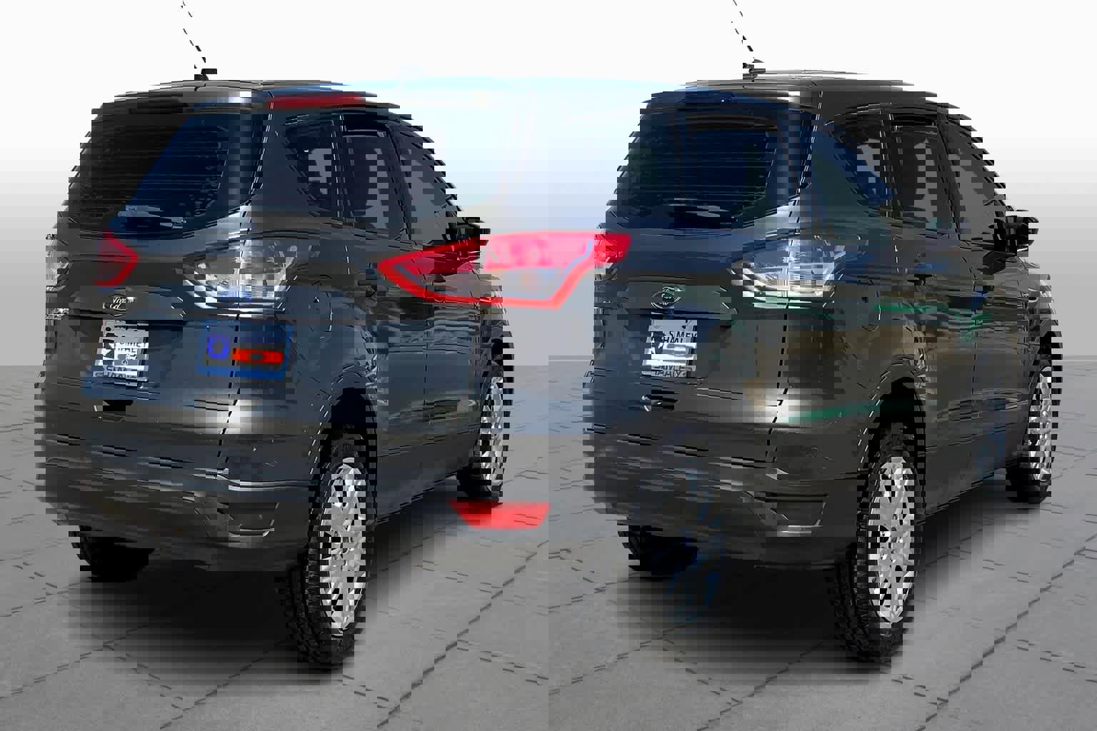 Used 2016 Ford Escape S FWD image 13