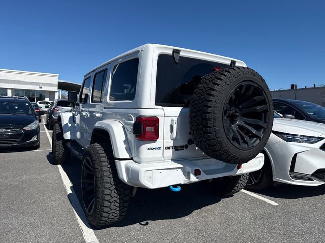 Used 2022 Jeep Wrangler Unlimited Sahara image 3
