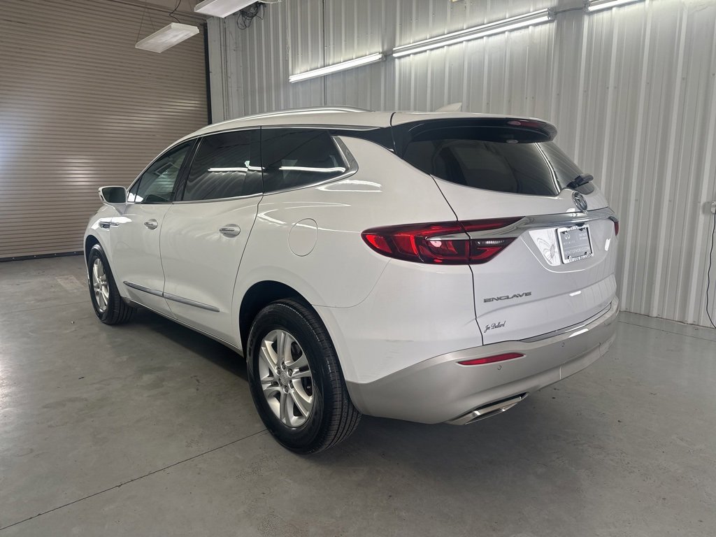 Used 2020 Buick Enclave Essence image 7