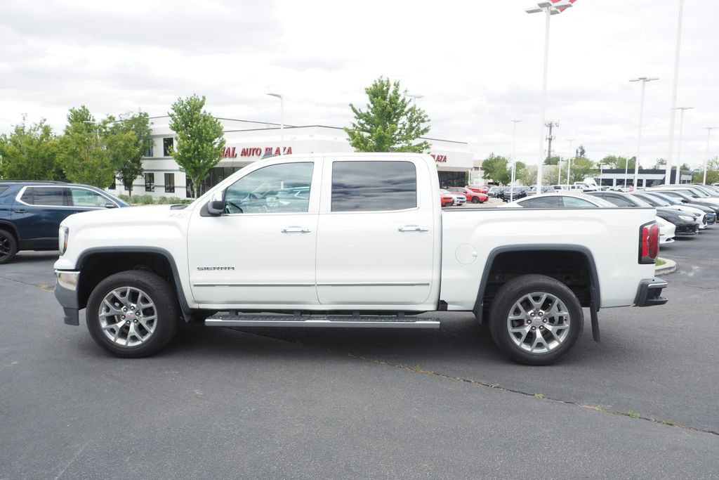 Used 2018 GMC Sierra 1500 SLT w/ SLT Premium Package AWD/4WD image 8