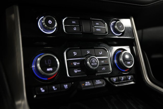 Used 2023 GMC Yukon Denali AWD/4WD image 28