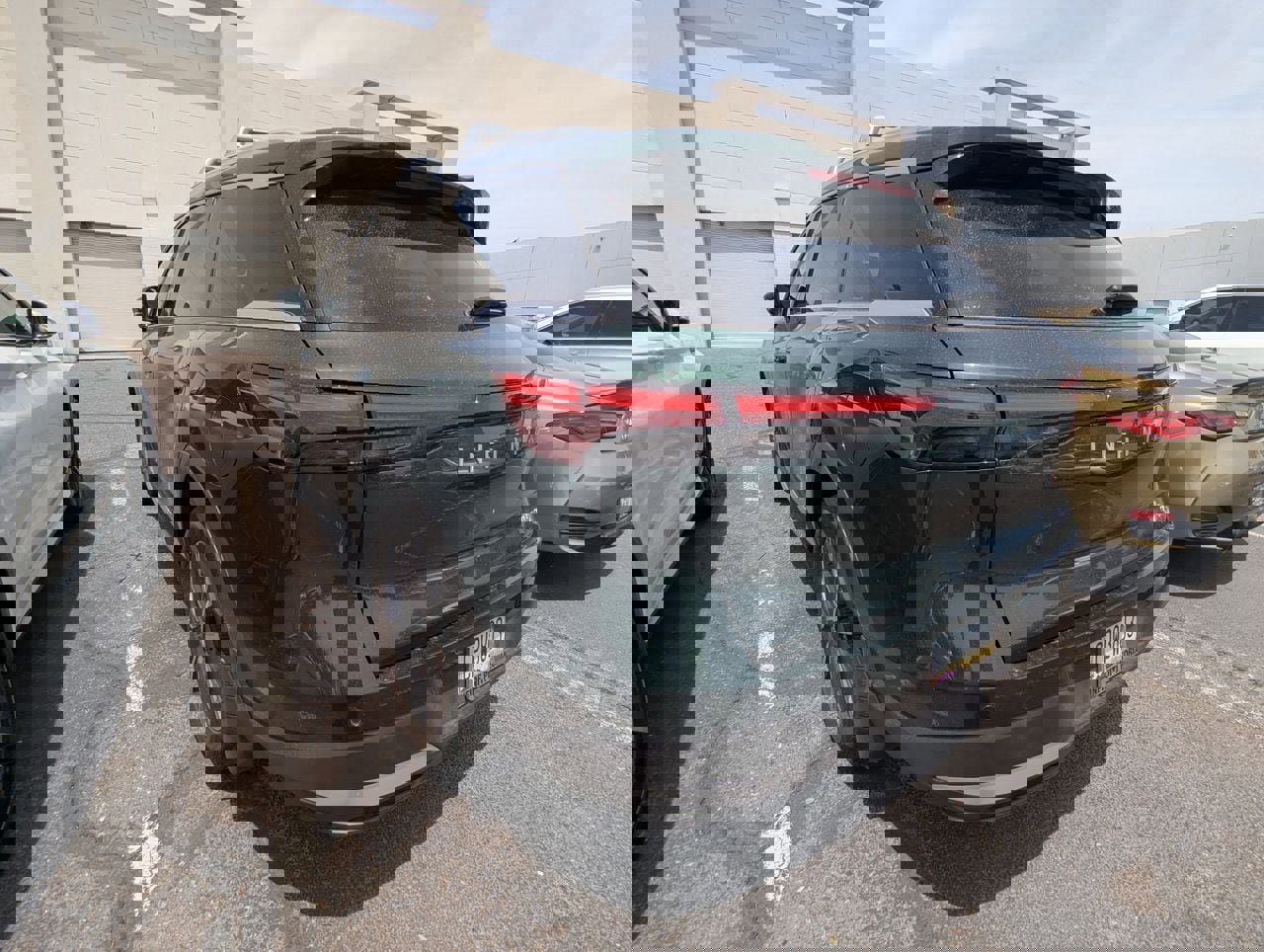 Certified 2026 INFINITI QX60 Luxe w/ Family Package FWD image 7