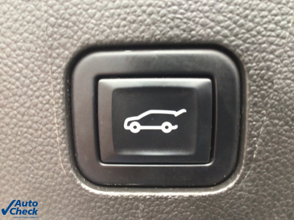 Used 2022 Buick Enclave Essence image 34