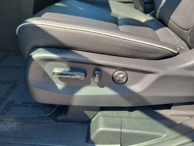 Certified 2025 Honda Odyssey Touring image 11