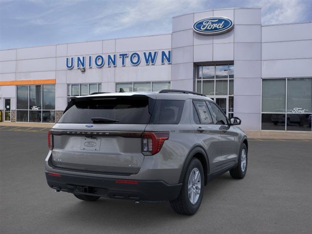 New 2026 Ford Explorer Active image 8