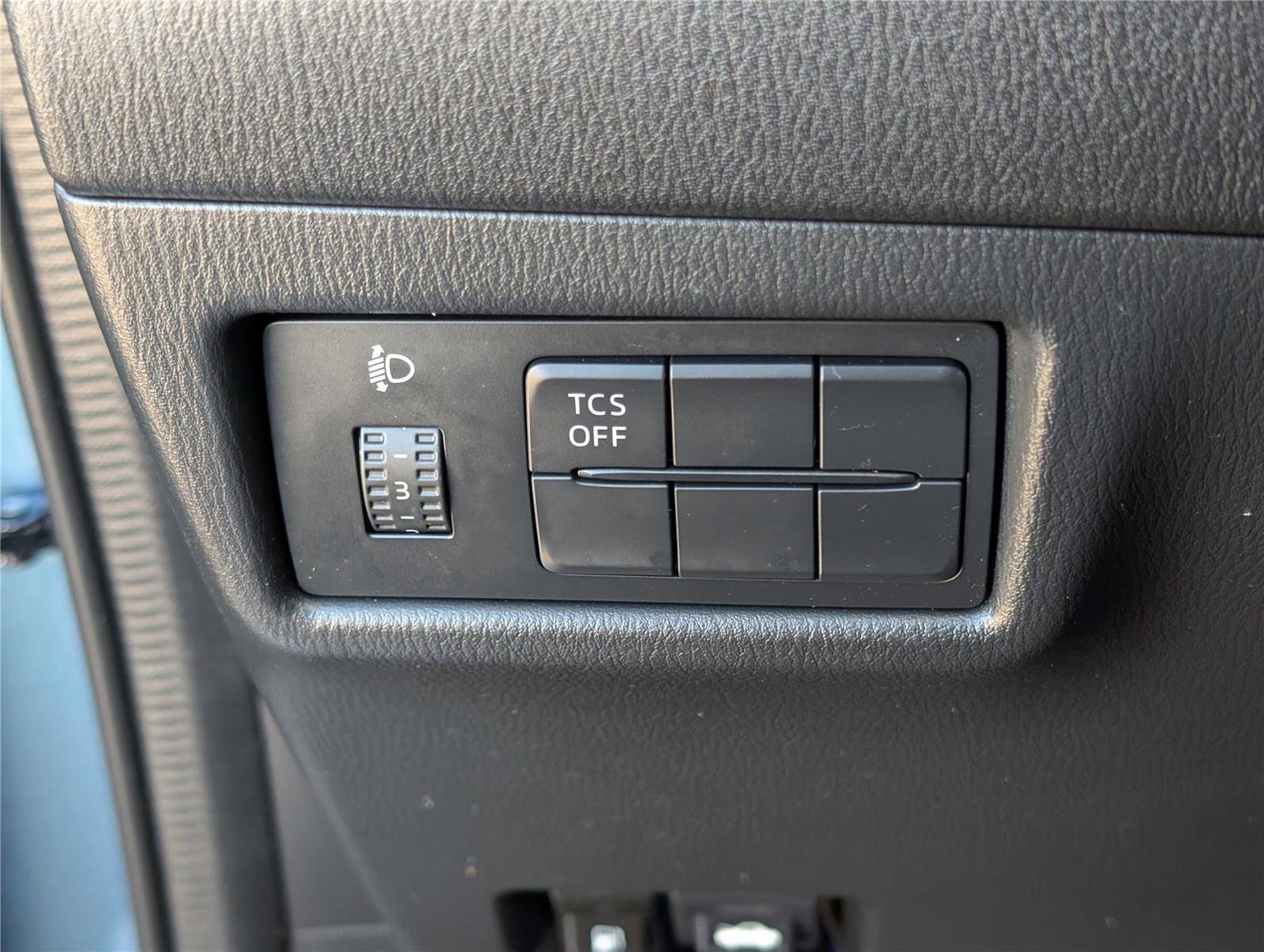 Used 2018 MAZDA CX-5 Sport image 19