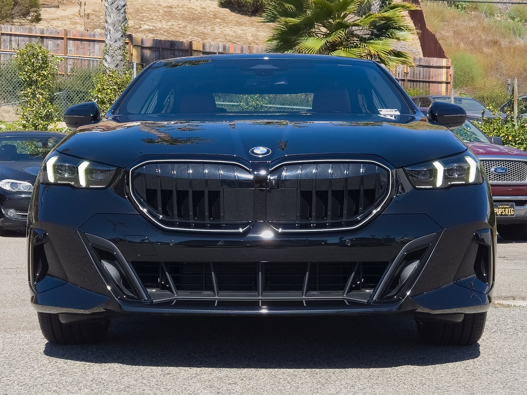New 2027 BMW 530i w/ M Sport Package RWD image 2