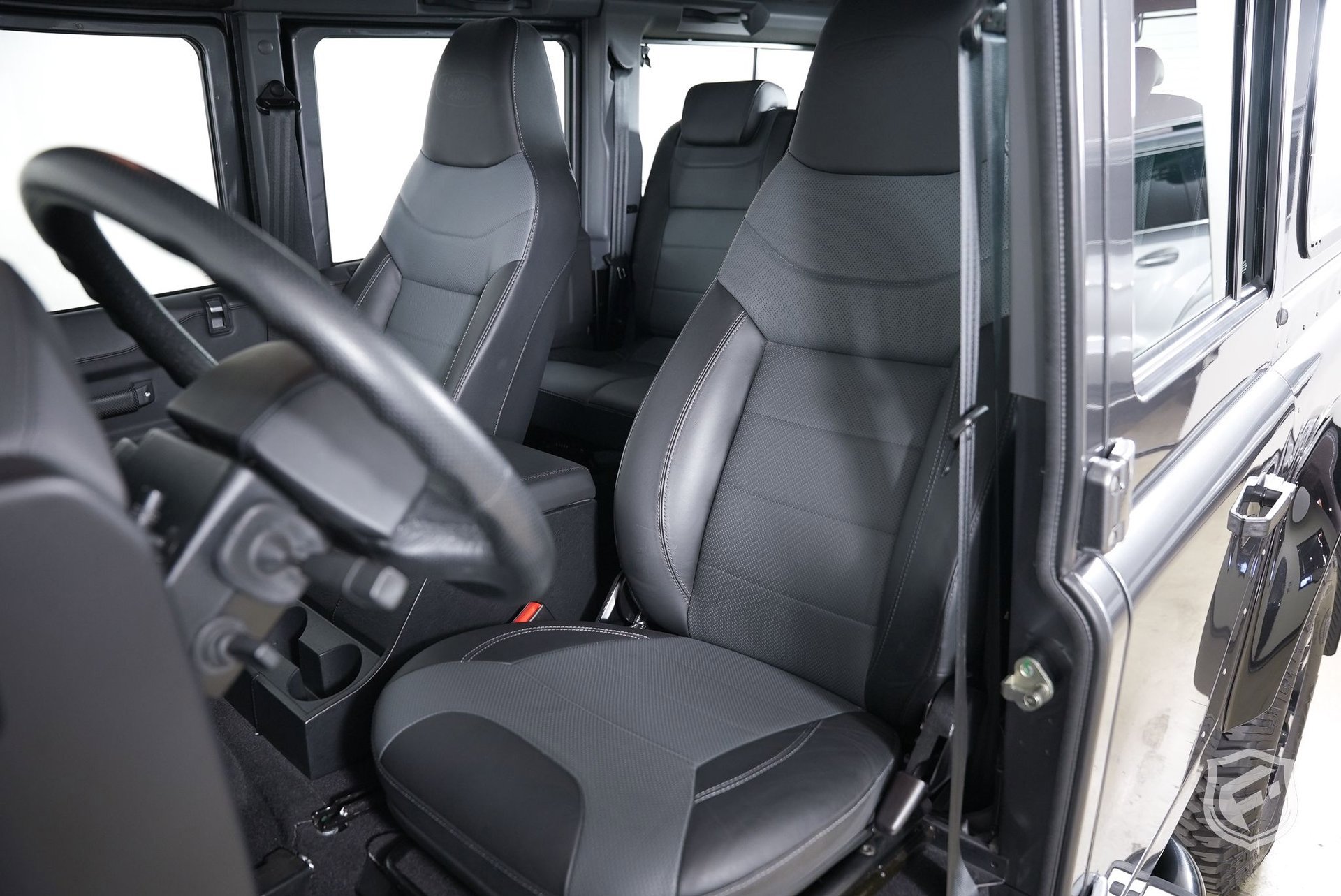 Used 1991 Land Rover Defender 110 image 20