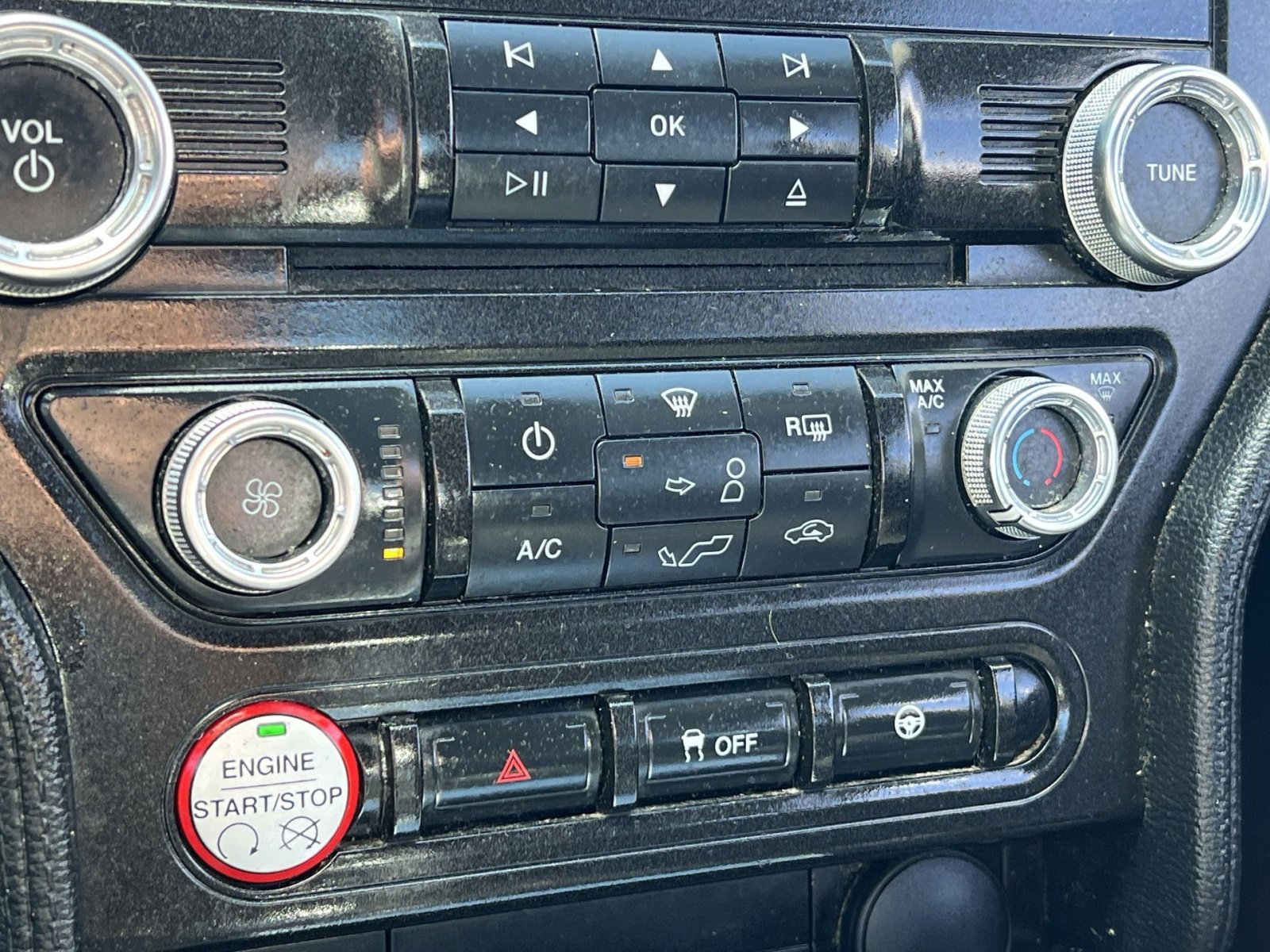 Used 2016 Ford Mustang GT w/ Interior & Wheel Package image 20