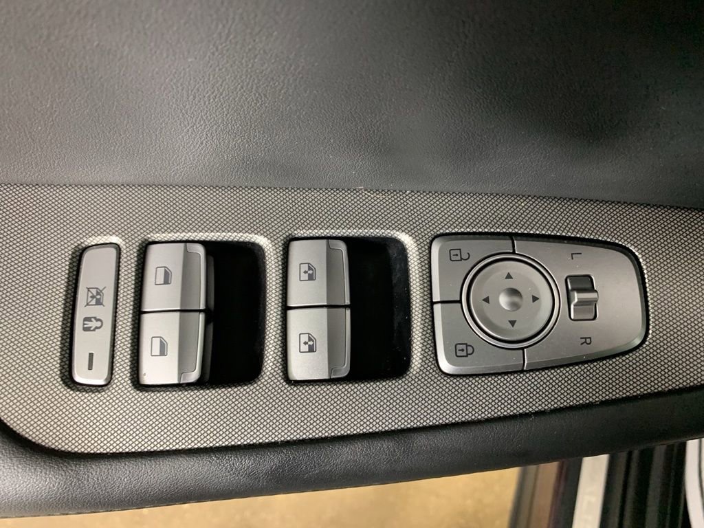 Used 2022 Hyundai Palisade Limited image 21