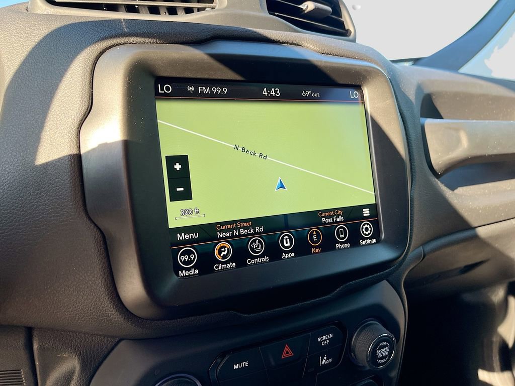 Used 2023 Jeep Renegade Latitude w/ Premium Group AWD/4WD image 13