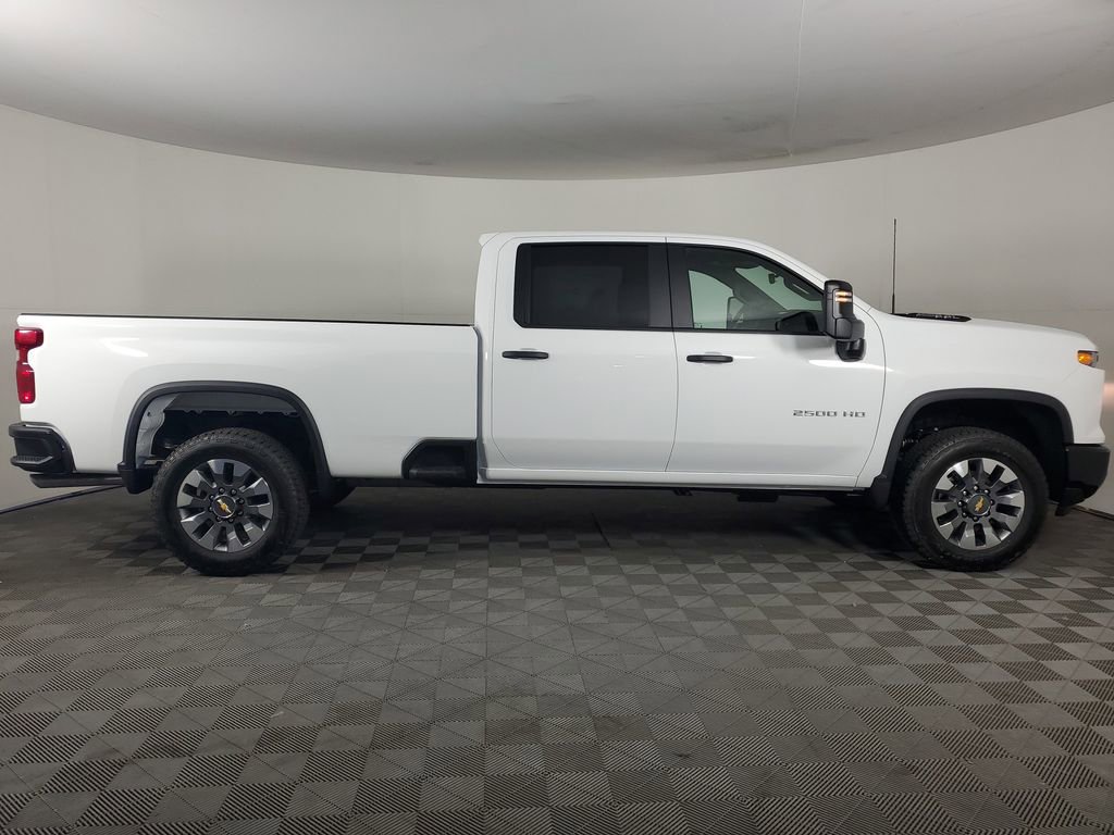 New 2026 Chevrolet Silverado 2500 Custom image 3