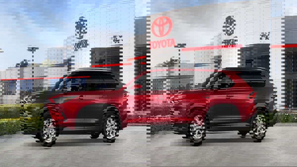 New 2026 Toyota Grand Highlander XLE image 3