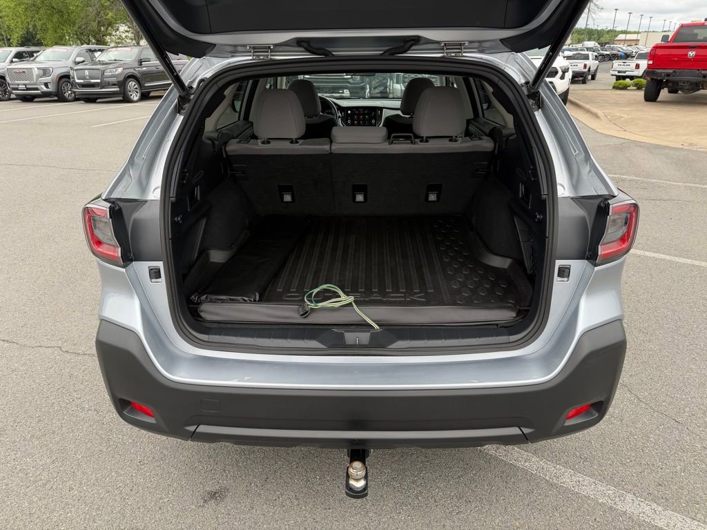 Used 2025 Subaru Outback Premium AWD/4WD image 30