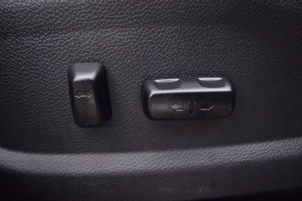 Used 2017 Hyundai Santa Fe Sport w/ 2.0T Ultimate Tech Package 05 image 26