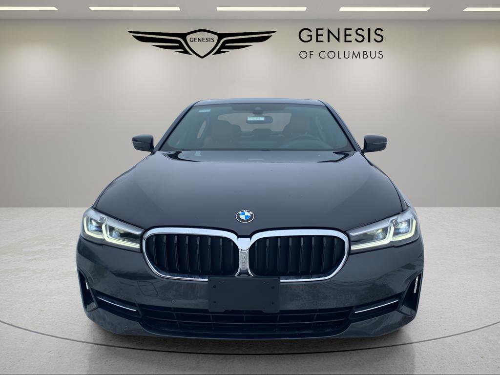 Used 2023 BMW 530i xDrive w/ Premium Package image 8