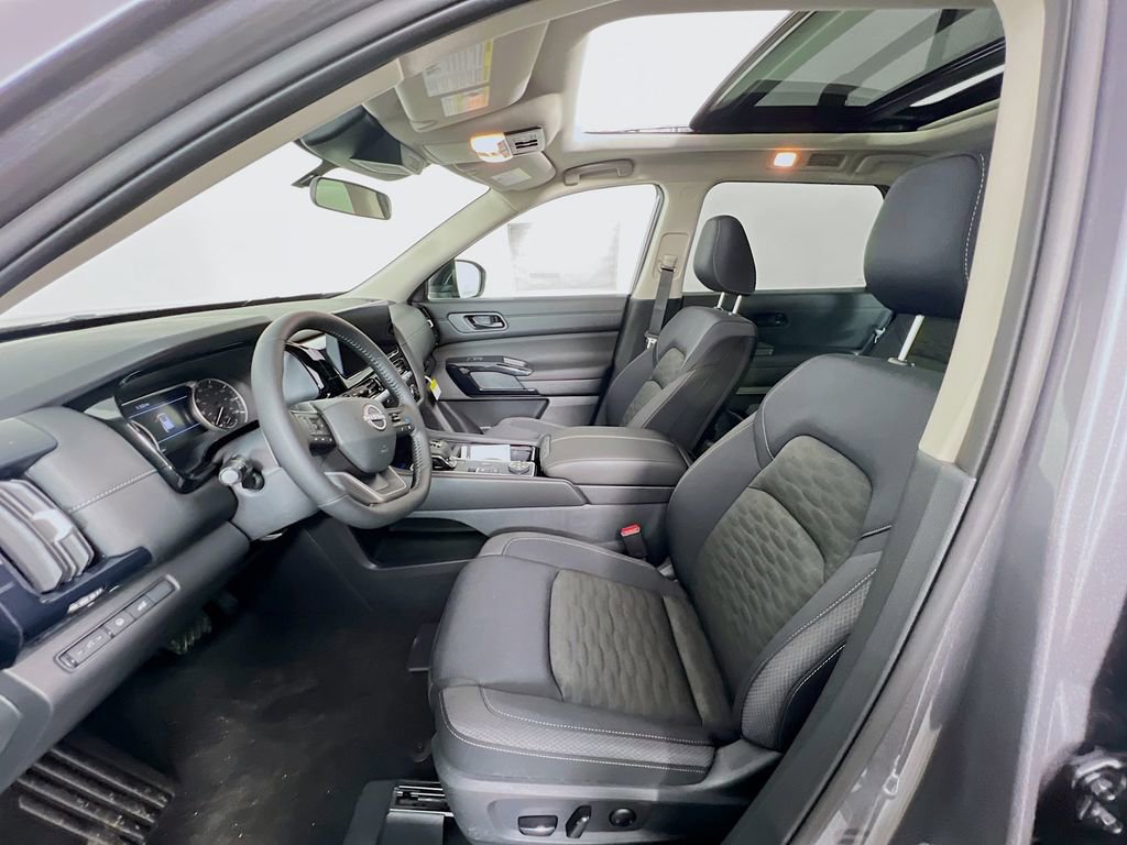 New 2026 Nissan Pathfinder SV image 19