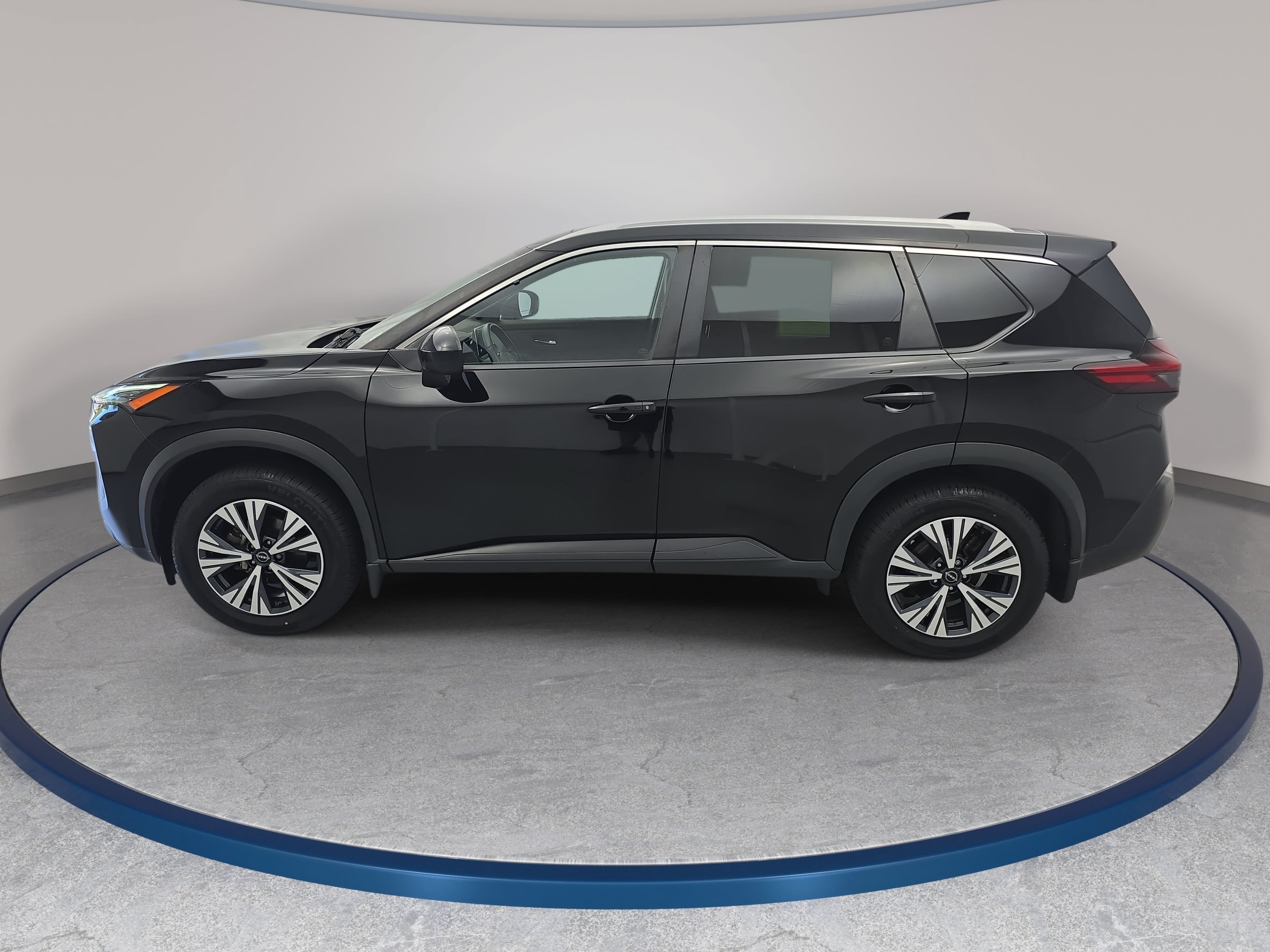 Certified 2023 Nissan Rogue SV w/ SV Premium B Package AWD/4WD image 8