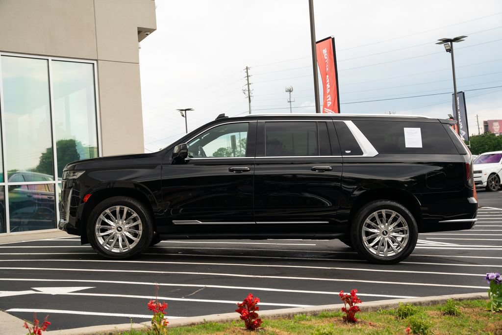 Used 2022 Cadillac Escalade ESV Premium Luxury AWD/4WD image 21