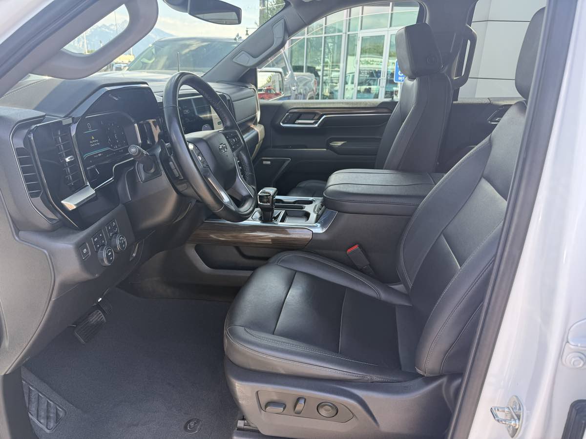 Used 2023 Chevrolet Silverado 1500 RST w/ RST All Star Premium Package AWD/4WD image 12