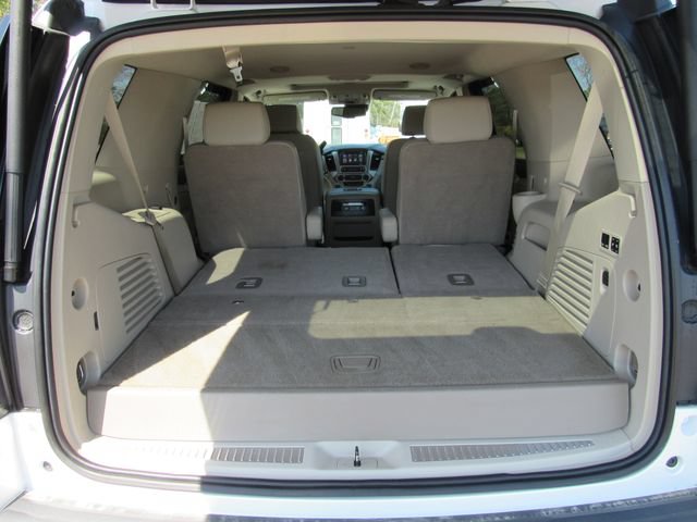 Certified 2020 GMC Yukon Denali w/ Denali Premium Package AWD/4WD image 38