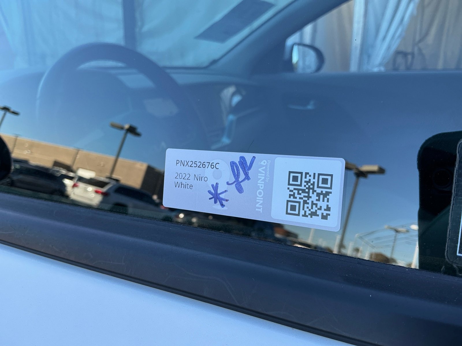 Used 2022 Kia Niro EX Premium image 25