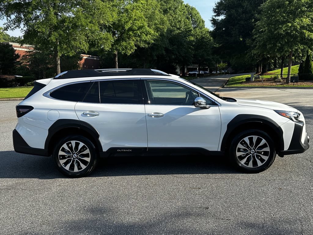 Used 2024 Subaru Outback Touring AWD/4WD image 9