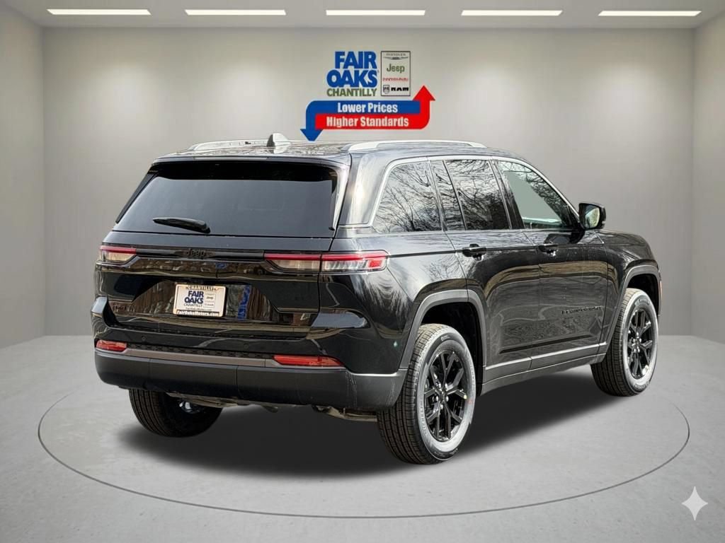 New 2026 Jeep Grand Cherokee Altitude AWD/4WD image 7