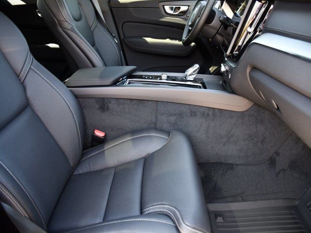 New 2026 Volvo XC60 B5 Ultra w/ Protection Package Premier AWD/4WD image 29