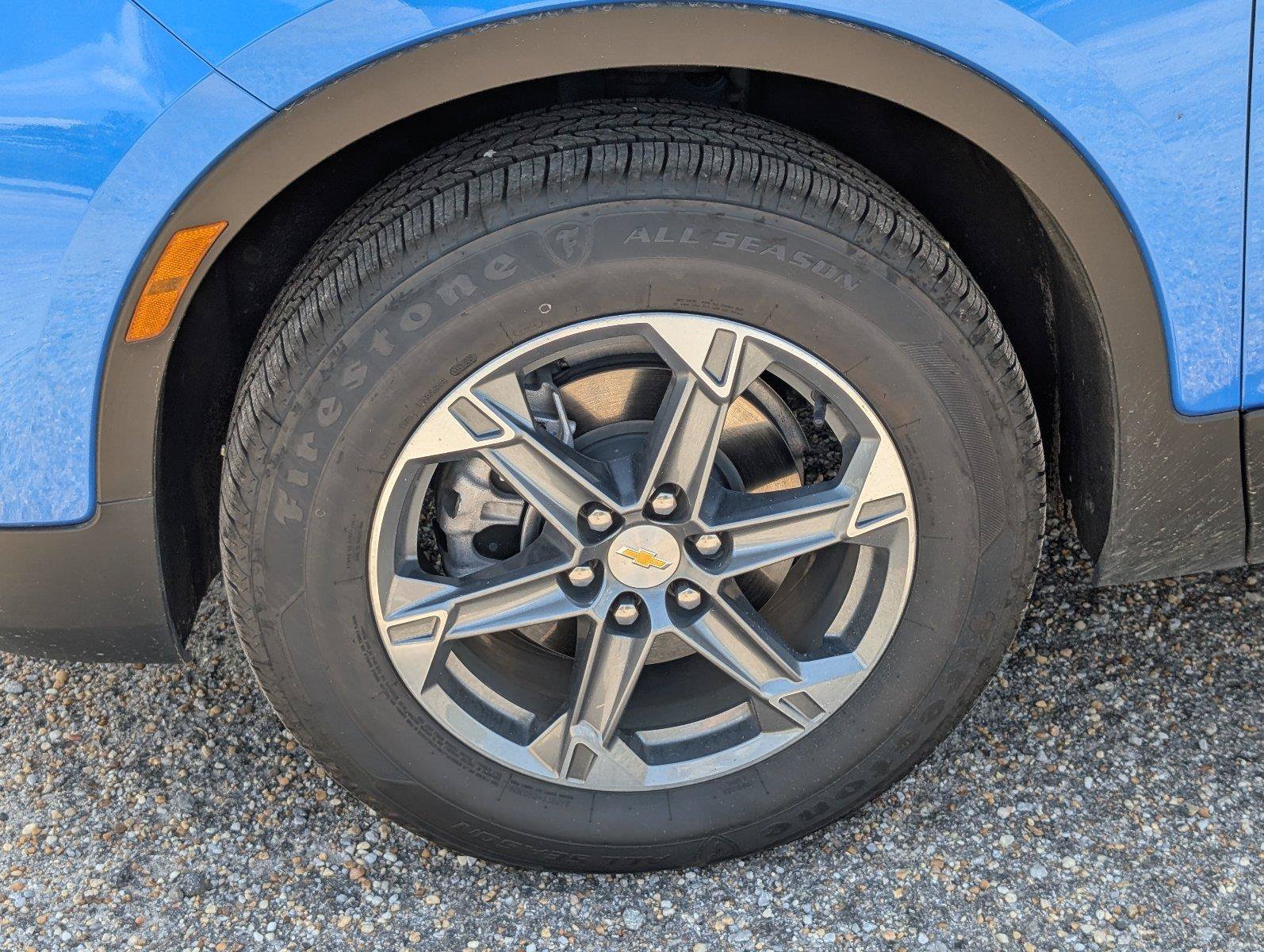 Used 2025 Chevrolet Blazer LT AWD/4WD image 11