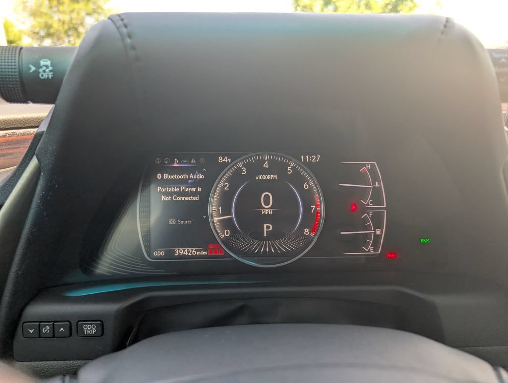Used 2019 Lexus ES 350 Ultra Luxury w/ Accessory Package 2 FWD image 16