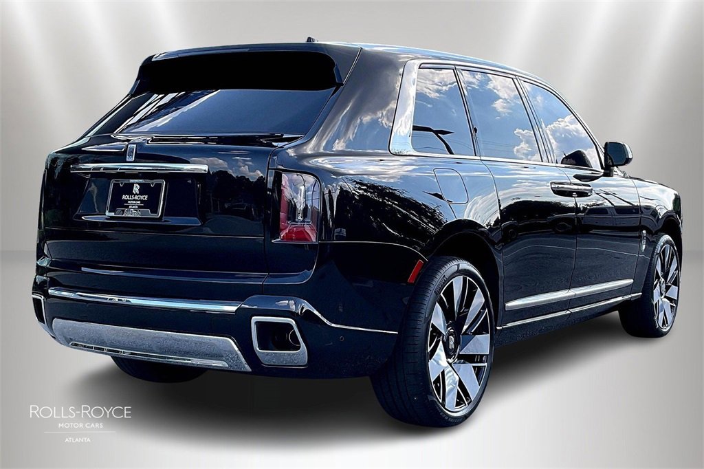 Certified 2025 Rolls-Royce Cullinan image 2