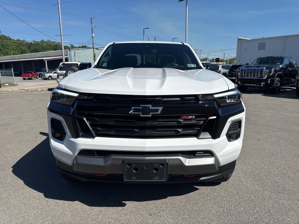 Certified 2023 Chevrolet Colorado Z71 w/ Z71 Convenience Package 2 AWD/4WD image 2