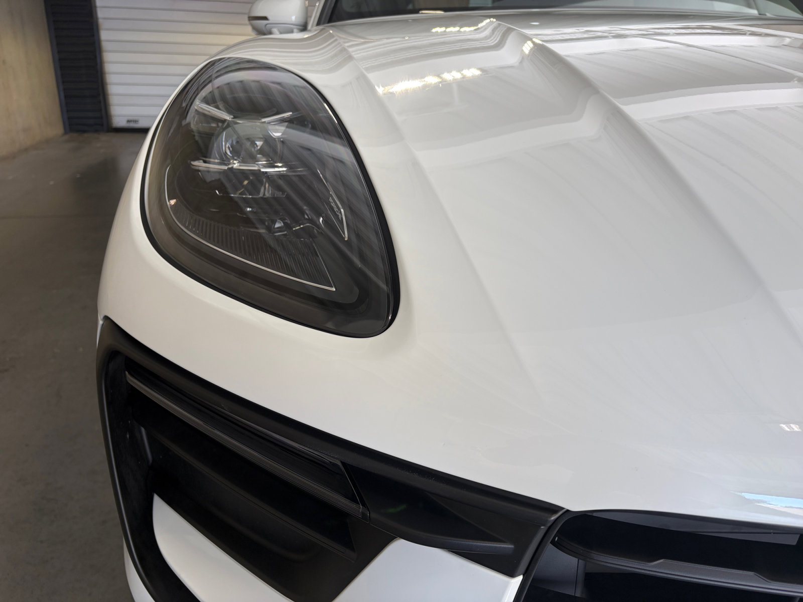 Certified 2026 Porsche Macan AWD/4WD image 14