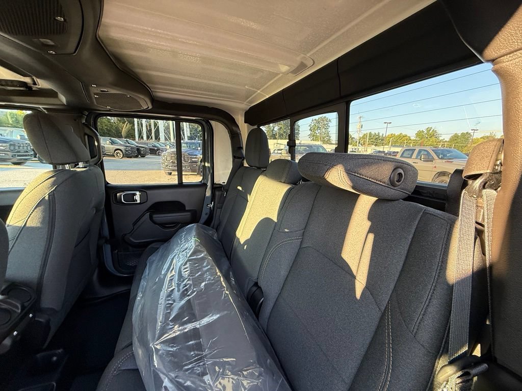 New 2026 Jeep Gladiator Sport AWD/4WD image 25
