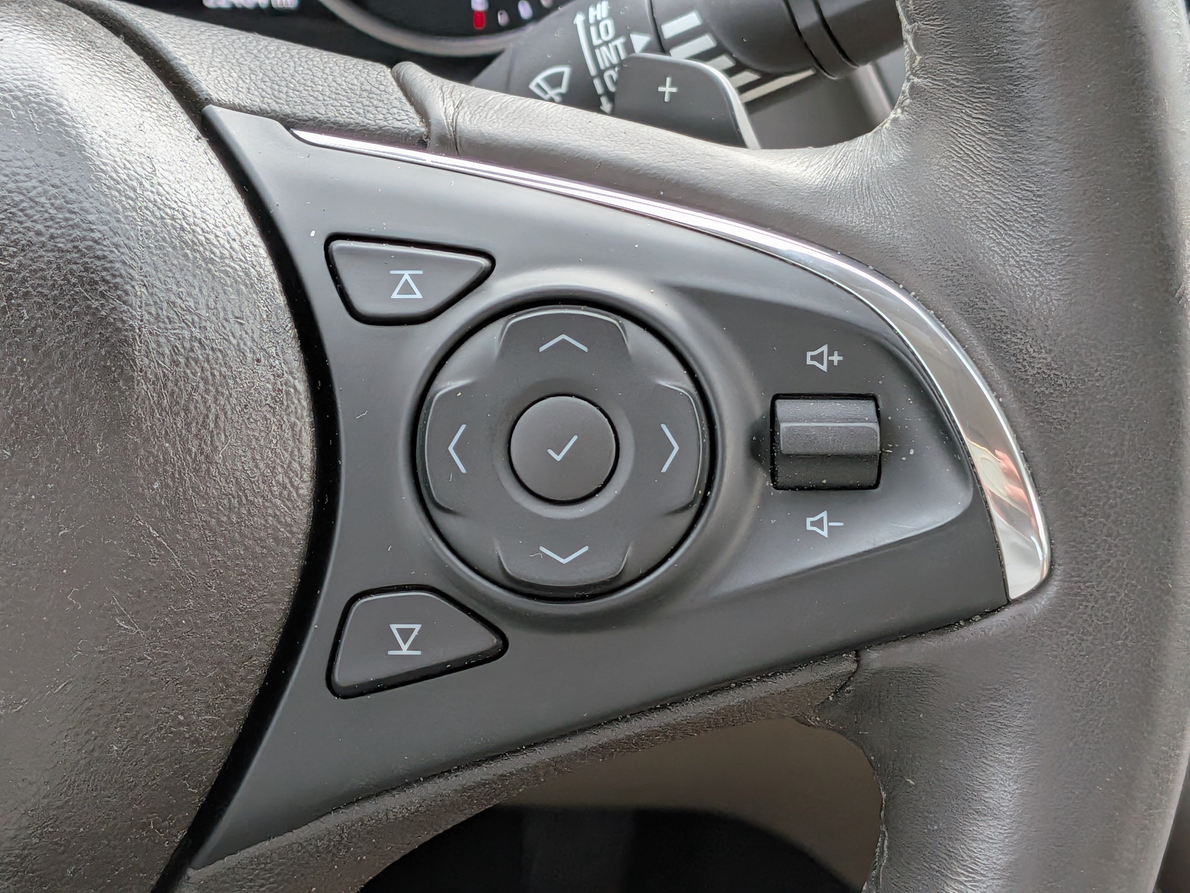 Certified 2018 Buick LaCrosse Essence w/ Sights and Sounds Package FWD image 24