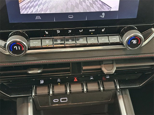 Used 2023 Chevrolet Colorado Z71 w/ Z71 Convenience Package 2 image 13